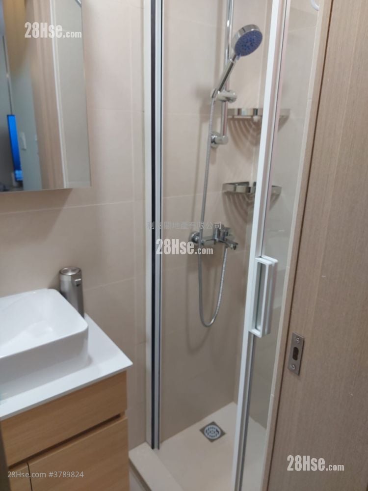 Cheung Fat Estate Sell 2 Bedrooms 366 ft²