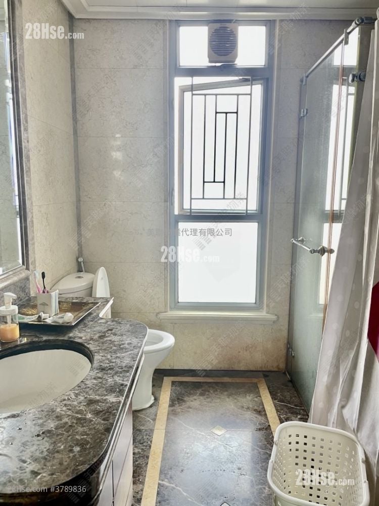 君颐峰 售盘 3 房 1,288 平方尺