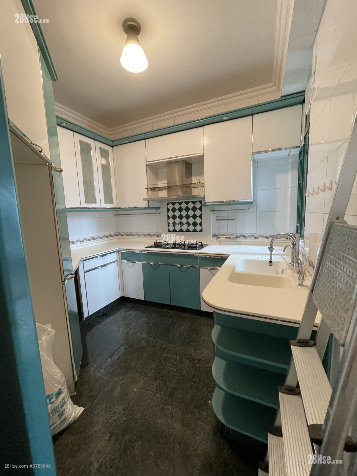 帝华轩 售盘 3 房 , 2 浴室 1,056 平方尺