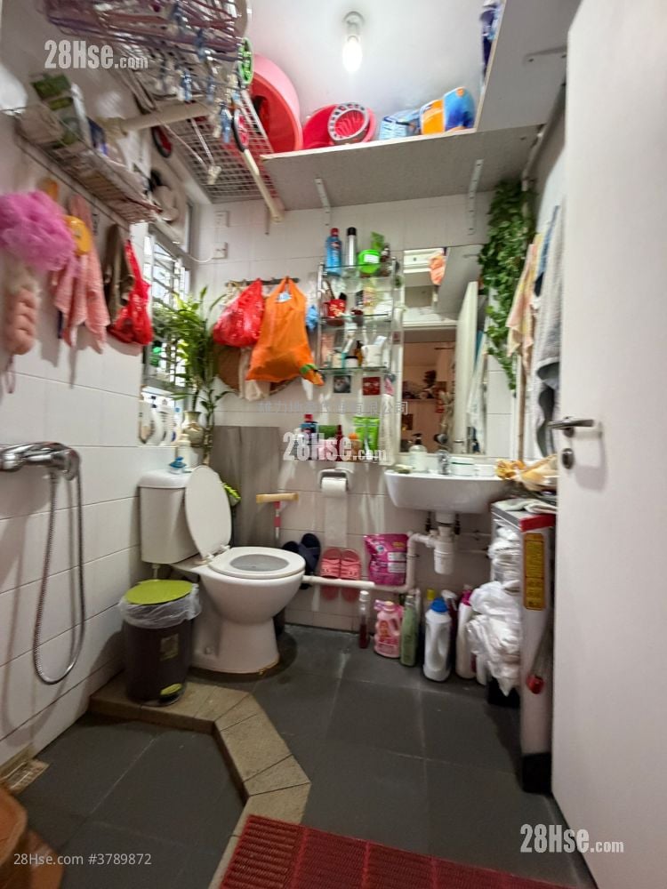 裕泰苑 售盘 1 房 , 1 浴室 279 平方尺