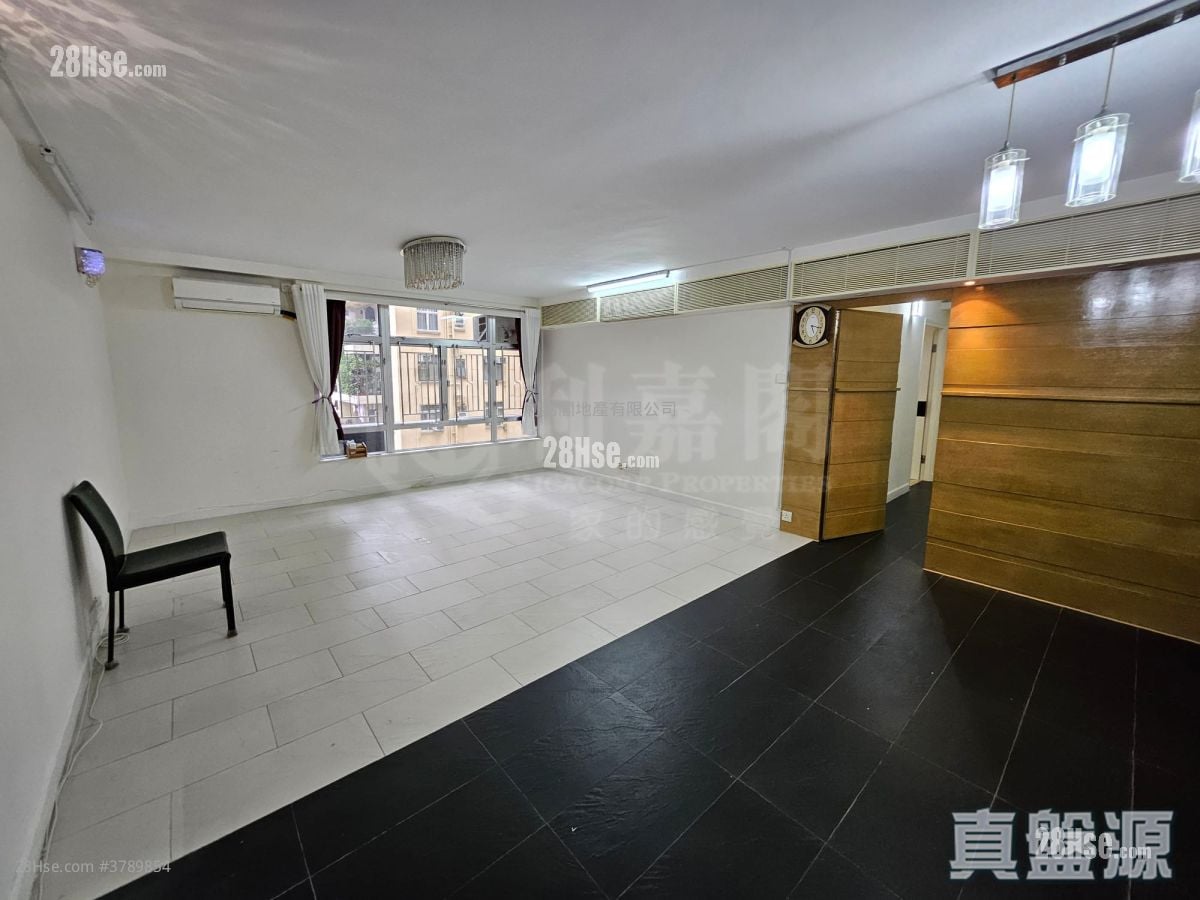 Mei Foo Sun Chuen Sell 3 Bedrooms , 2 Bathrooms 918 ft²