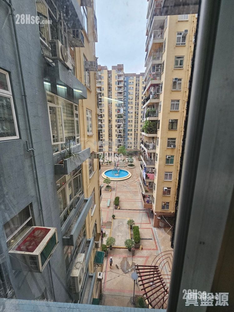 Mei Foo Sun Chuen Sell 3 Bedrooms , 2 Bathrooms 918 ft²