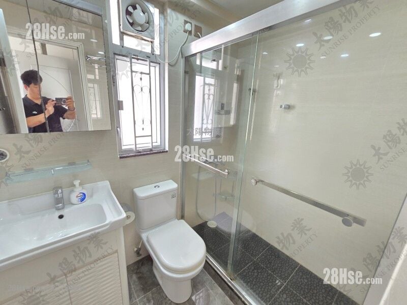Whampoa Garden Sell 2 Bedrooms 639 ft²