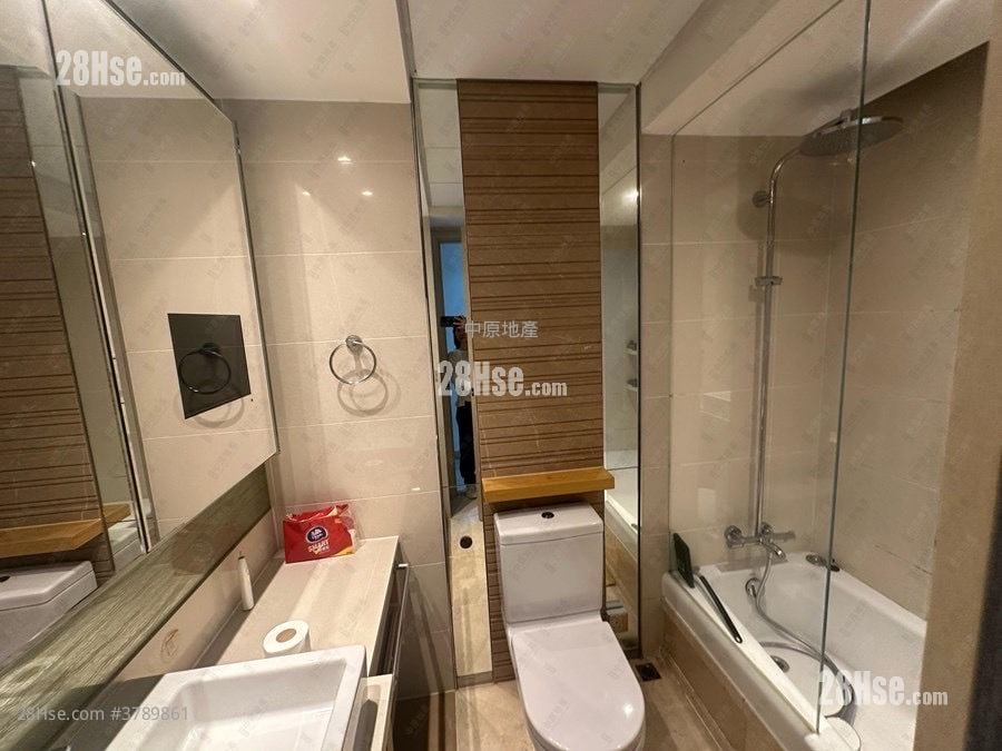 Manhattan Hill Sell 2 Bedrooms , 1 Bathroom 496 ft²