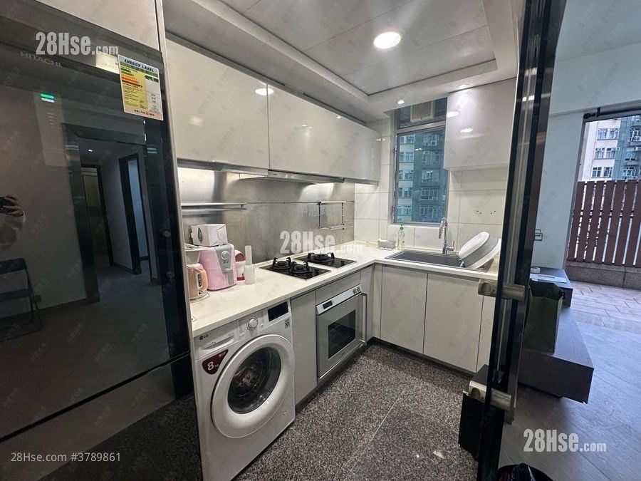 Manhattan Hill Sell 2 Bedrooms , 1 Bathroom 496 ft²