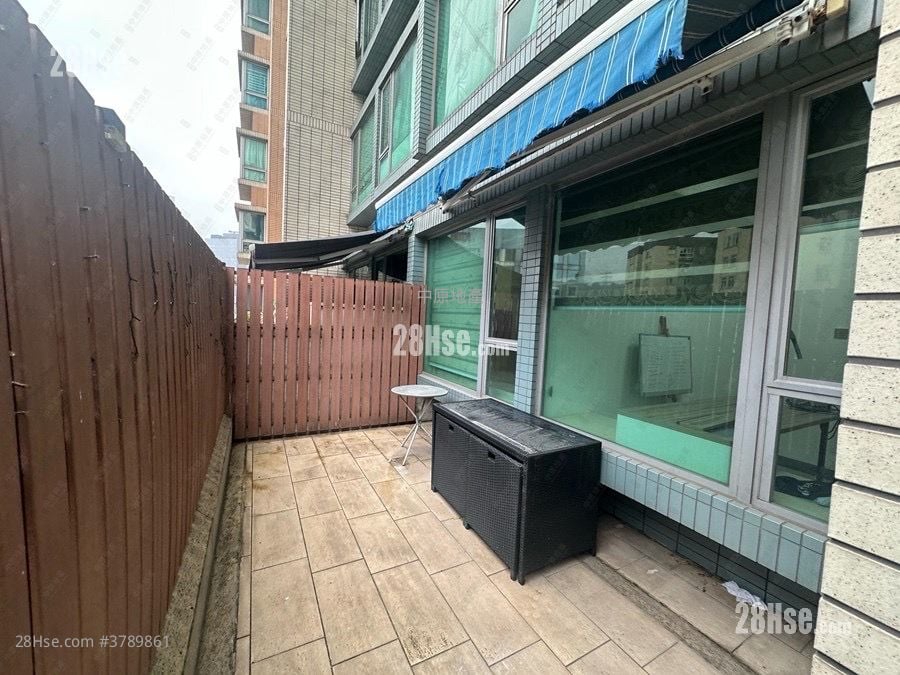 Manhattan Hill Sell 2 Bedrooms , 1 Bathroom 496 ft²