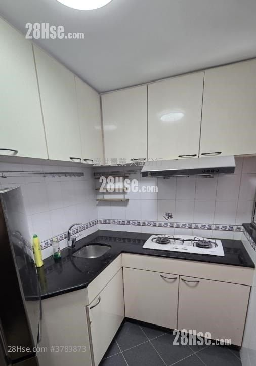 King Tin Court Sell 2 Bedrooms , 1 Bathroom 431 ft²