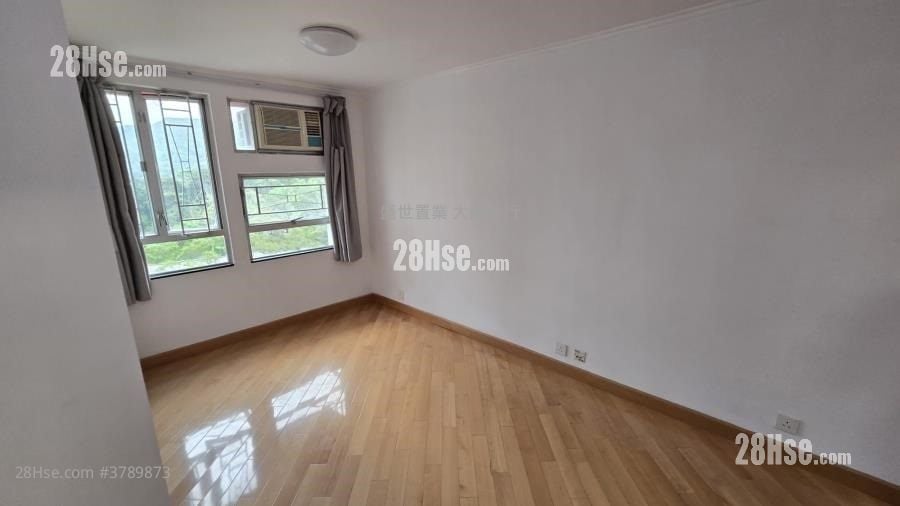 King Tin Court Sell 2 Bedrooms , 1 Bathroom 431 ft²