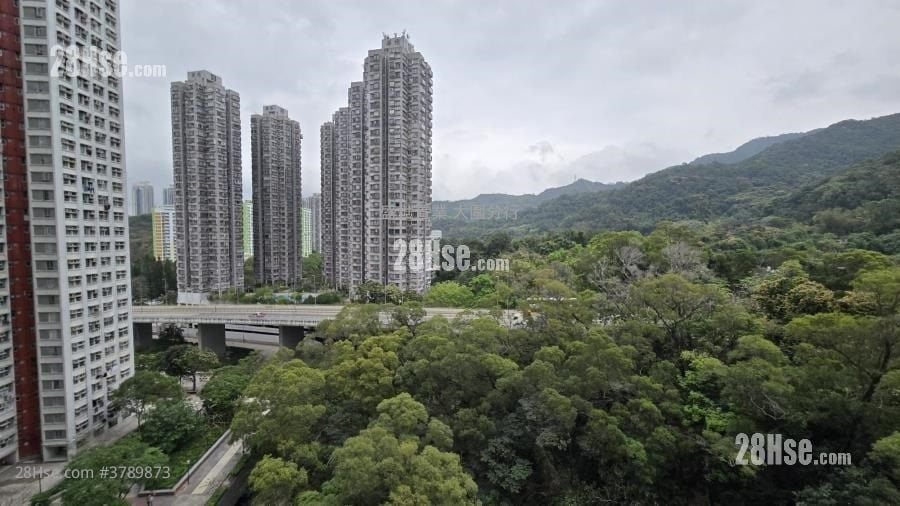 King Tin Court Sell 2 Bedrooms , 1 Bathroom 431 ft²