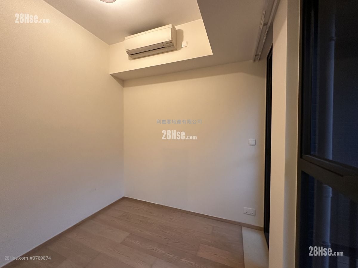 荟荞 售盘 1 房 , 1 浴室 389 平方尺