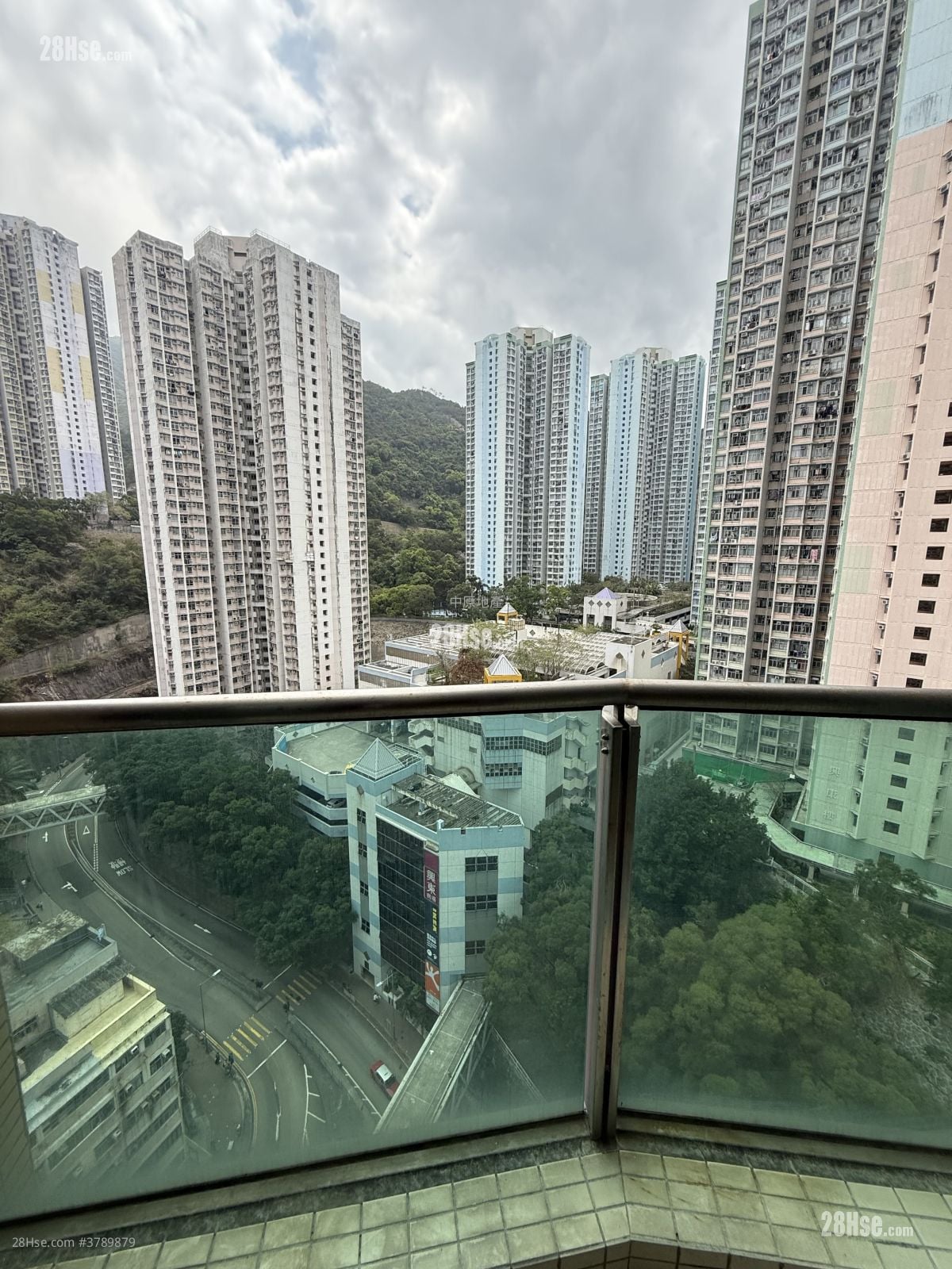 The Oakridge Sell 2 Bedrooms 423 ft²