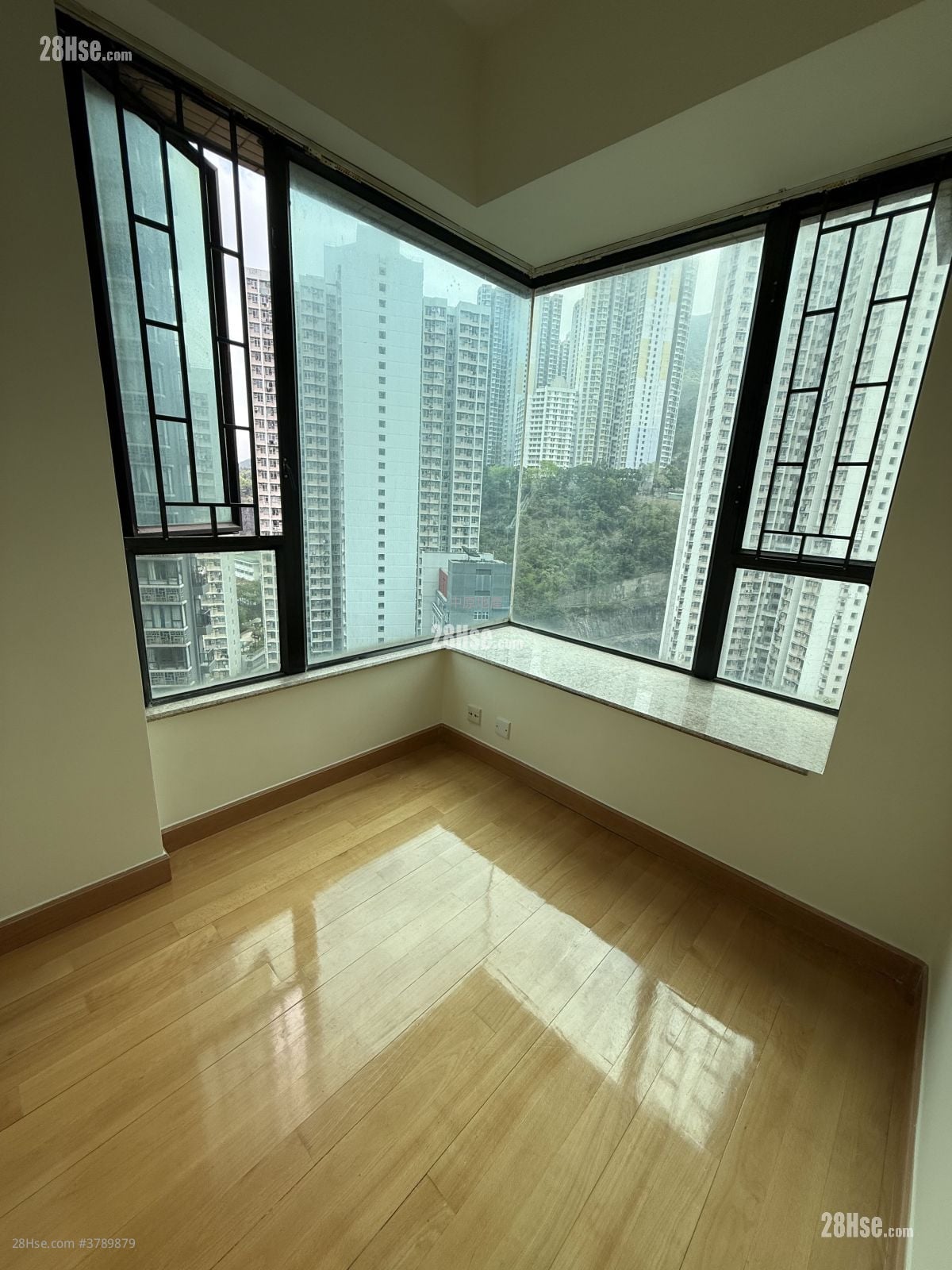 The Oakridge Sell 2 Bedrooms 423 ft²