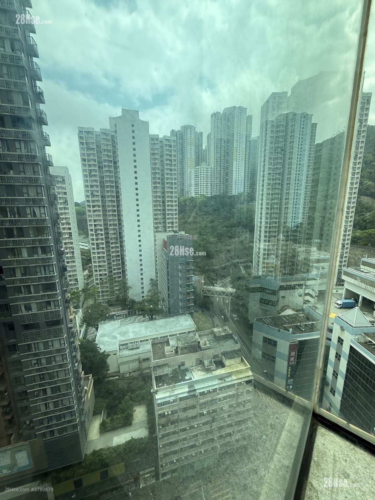 The Oakridge Sell 2 Bedrooms 423 ft²