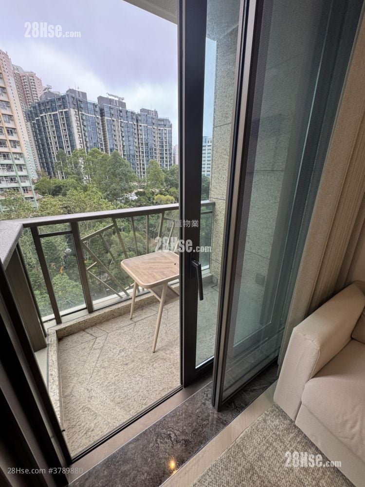 Grand Homm Rental 2 Bedrooms , 2 Bathrooms 934 ft²