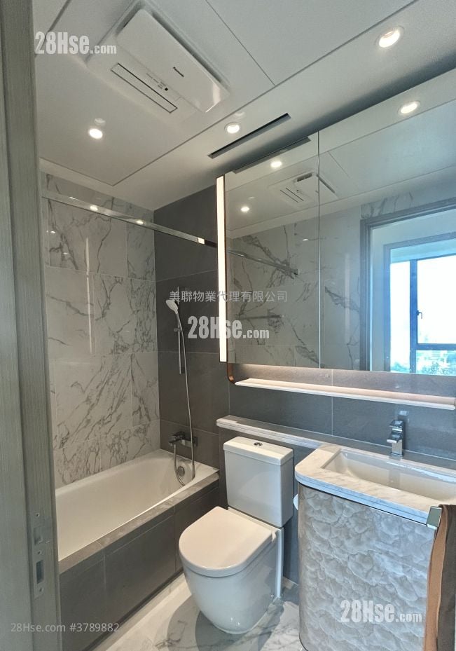 Koko Hills Rental 2 Bedrooms , 1 Bathroom 497 ft²