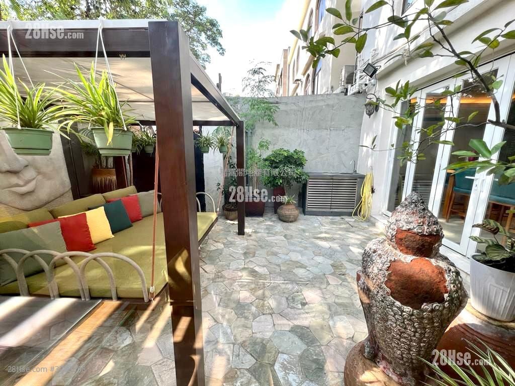 Casa Pino Sell 5+ Bedrooms , 3 Bathrooms 4,136 ft²