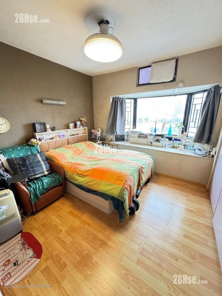 Belair Gardens Rental 4 Bedrooms , 2 Bathrooms 919 ft²