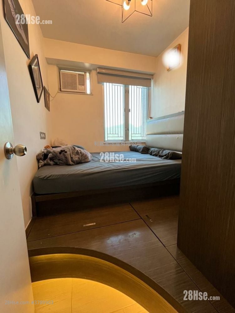 Bauhinia Garden Sell 2 Bedrooms , 1 Bathroom 431 ft²