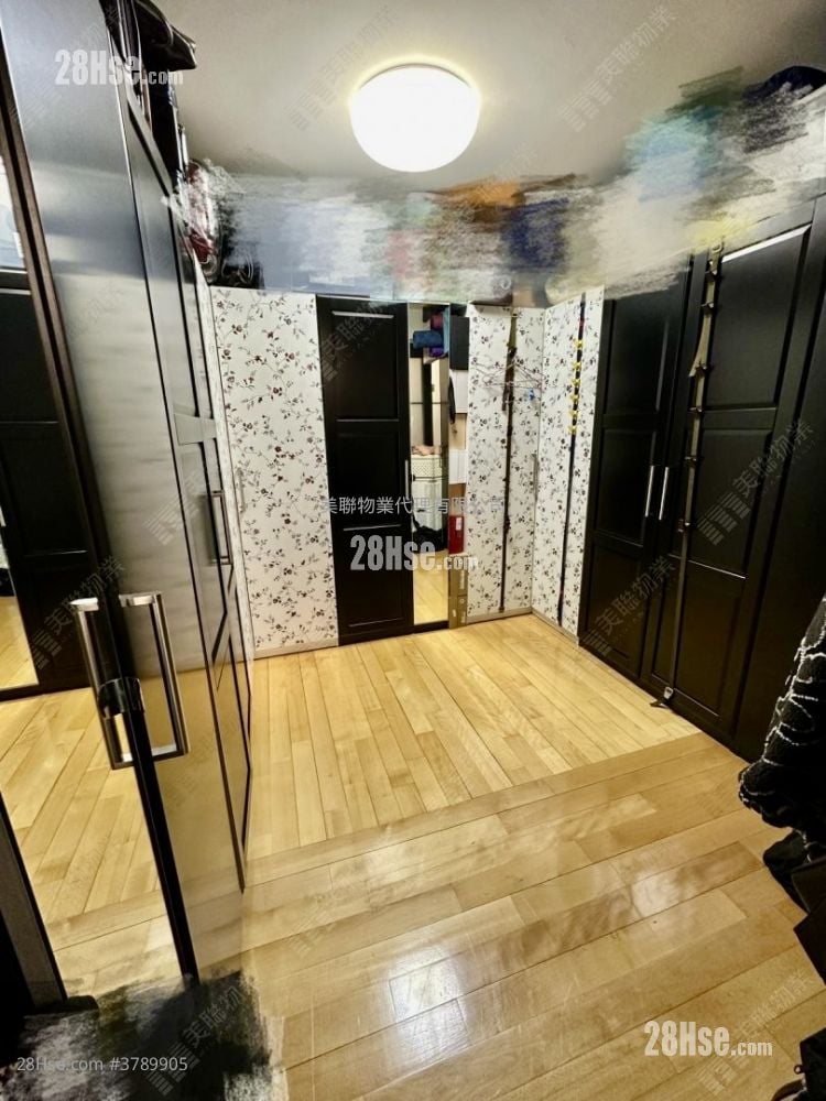 伯爵园 售盘 4 房 1,324 平方尺