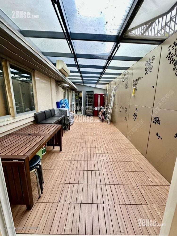 伯爵园 售盘 4 房 1,324 平方尺