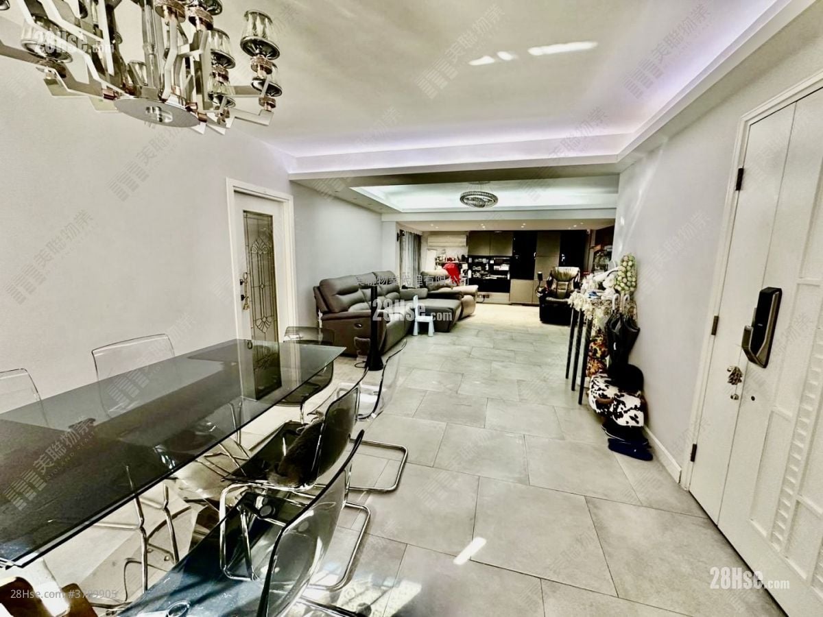 伯爵园 售盘 4 房 1,324 平方尺