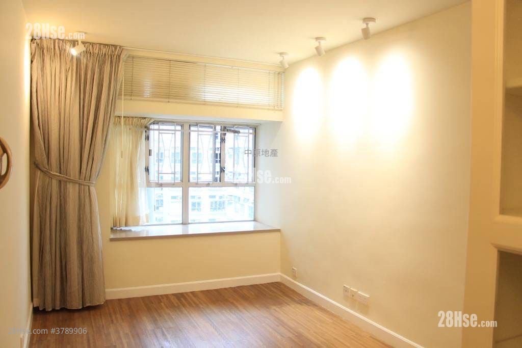 Felicity Garden Sell 3 Bedrooms 652 ft²