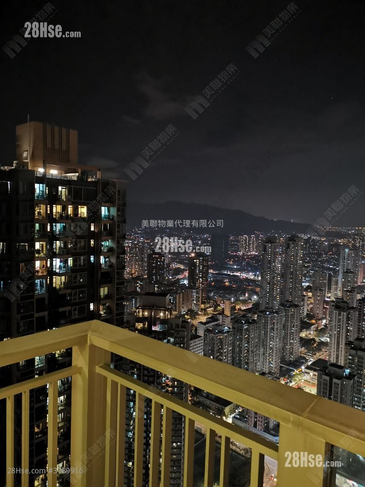 View: Yoho Midtown Rental 2 Bedrooms , 1 Bathroom 507 ft²