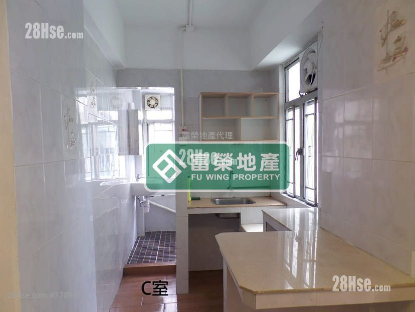 单幢楼房 售盘 3 房 , 3 浴室 720 平方尺