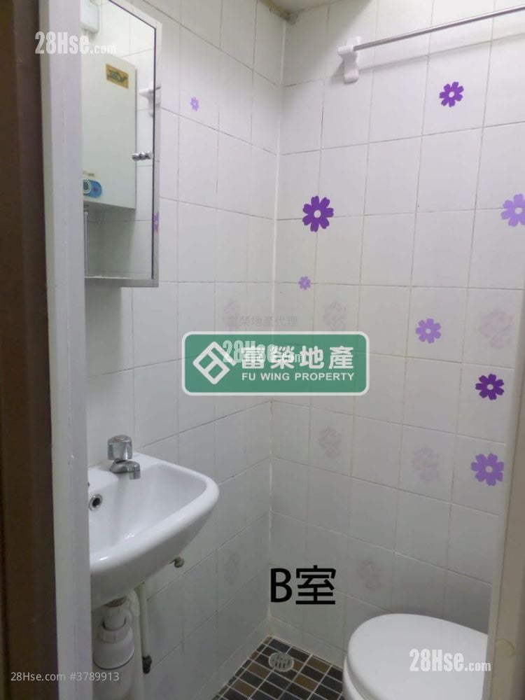 单幢楼房 售盘 3 房 , 3 浴室 720 平方尺