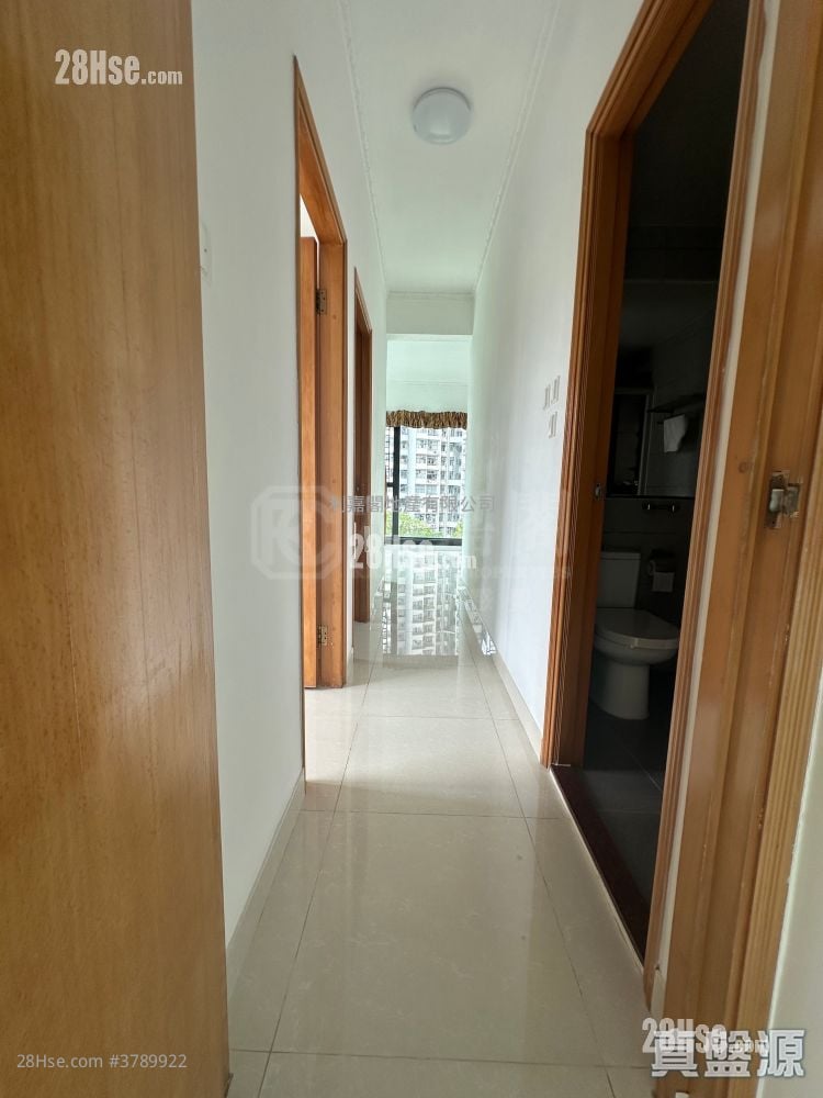 豪峰岭 售盘 3 房 , 3 浴室 946 平方尺