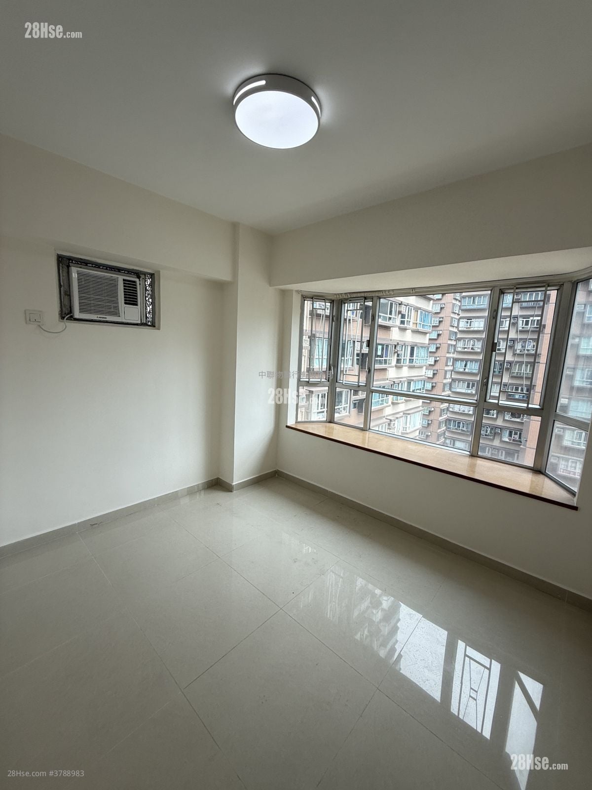 Garden Vista Rental 3 Bedrooms , 2 Bathrooms 819 ft²