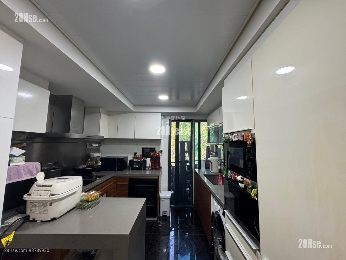 峻弦 售盘 4 房 , 4 浴室 1,668 平方尺