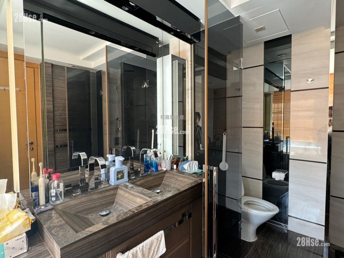 峻弦 售盘 4 房 , 4 浴室 1,668 平方尺