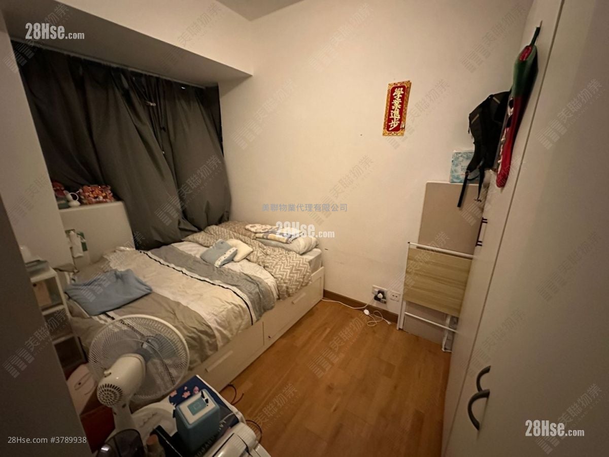 Heya Star Sell 3 Bedrooms , 2 Bathrooms 730 ft²