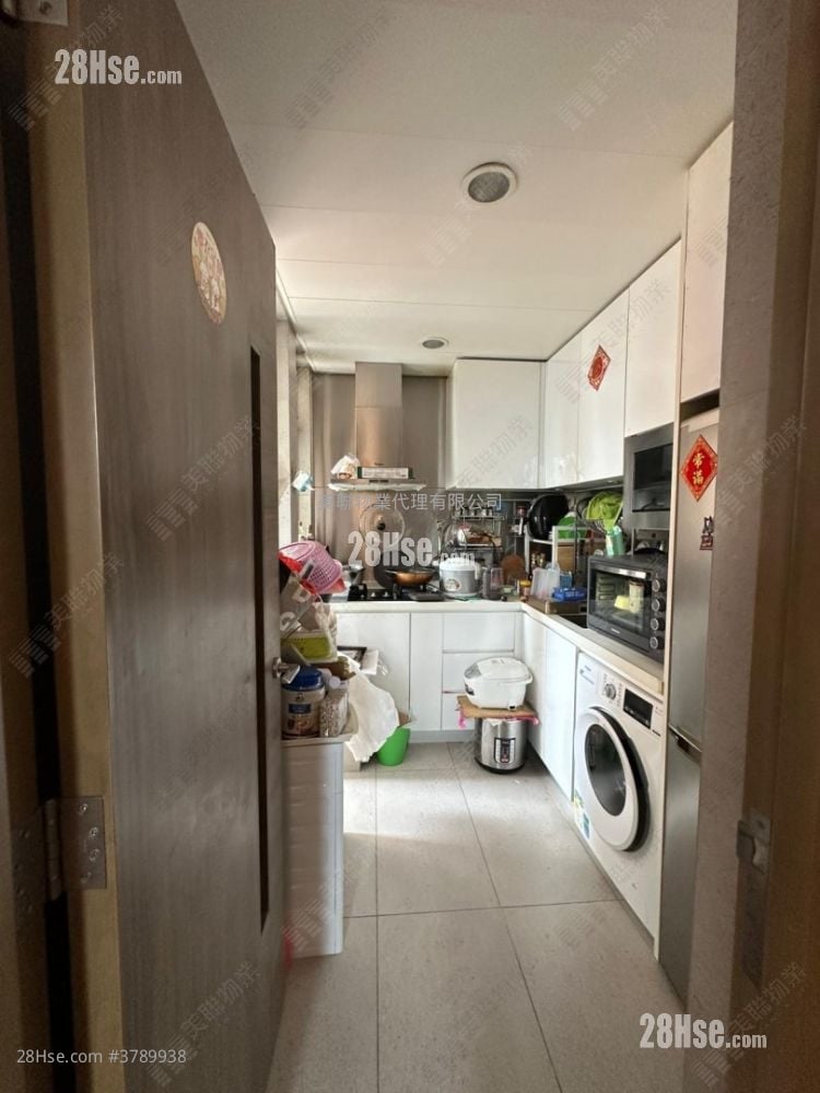 Heya Star Sell 3 Bedrooms , 2 Bathrooms 730 ft²