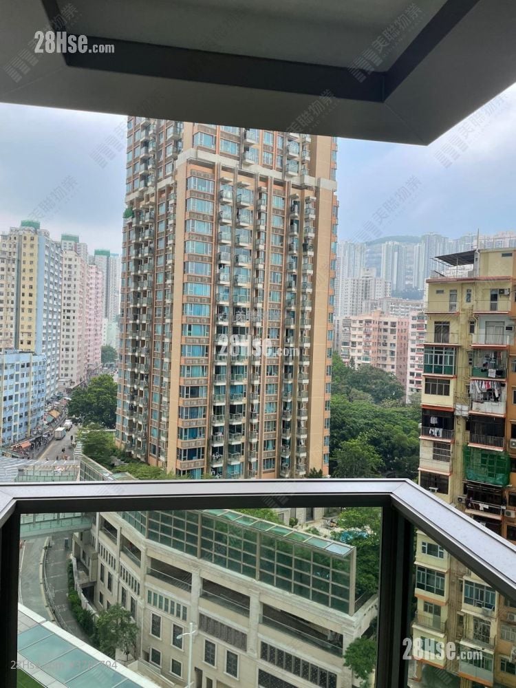 Grand Central Sell 3 Bedrooms 765 ft²