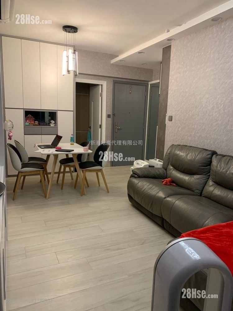 Bayview Sell 3 Bedrooms , 1 Bathroom 585 ft²