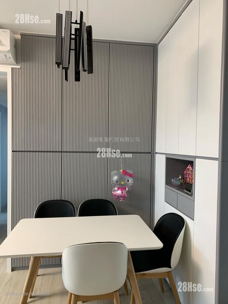 Bayview Sell 3 Bedrooms , 1 Bathroom 585 ft²