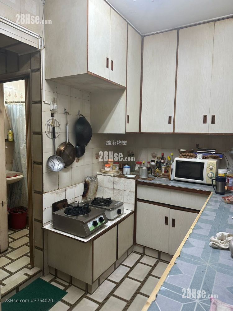 海滨大厦 售盘 3 房 , 2 浴室 1,196 平方尺