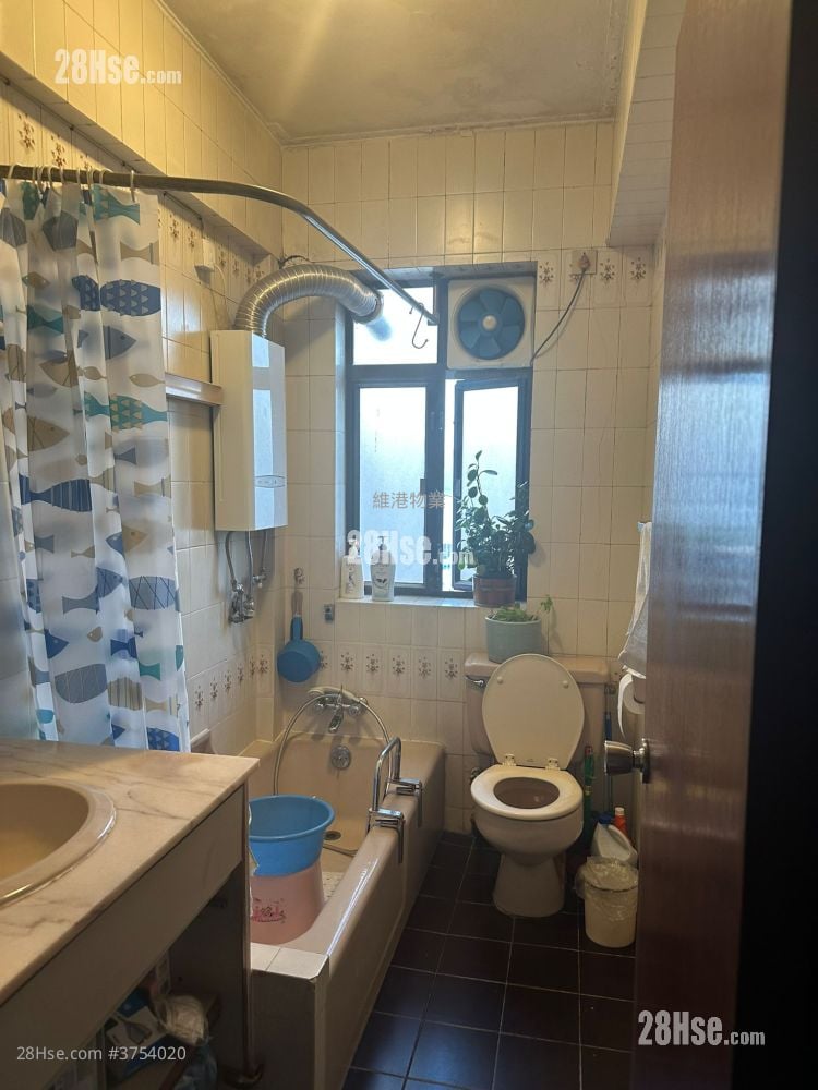 海滨大厦 售盘 3 房 , 2 浴室 1,196 平方尺