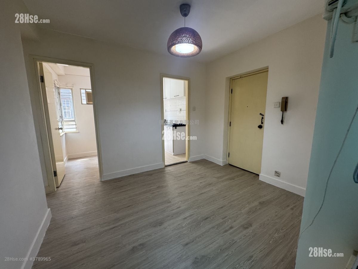 协辉大厦 售盘 3 房 , 1 浴室 377 平方尺