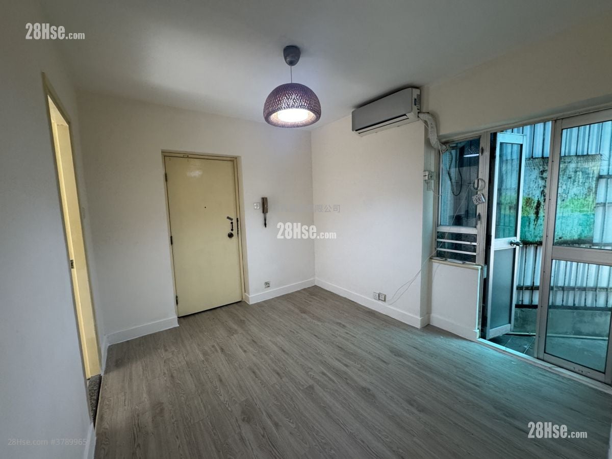 协辉大厦 售盘 3 房 , 1 浴室 377 平方尺