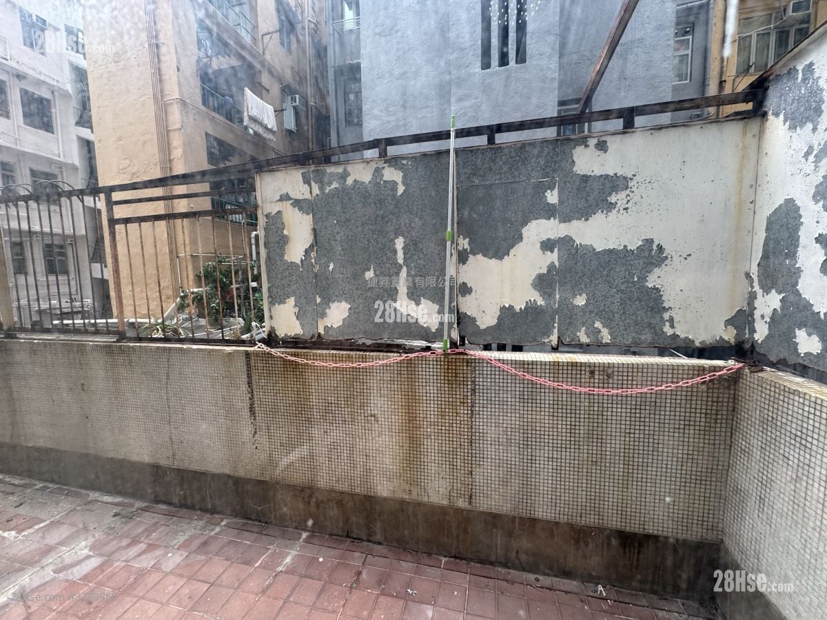 协辉大厦 售盘 3 房 , 1 浴室 377 平方尺