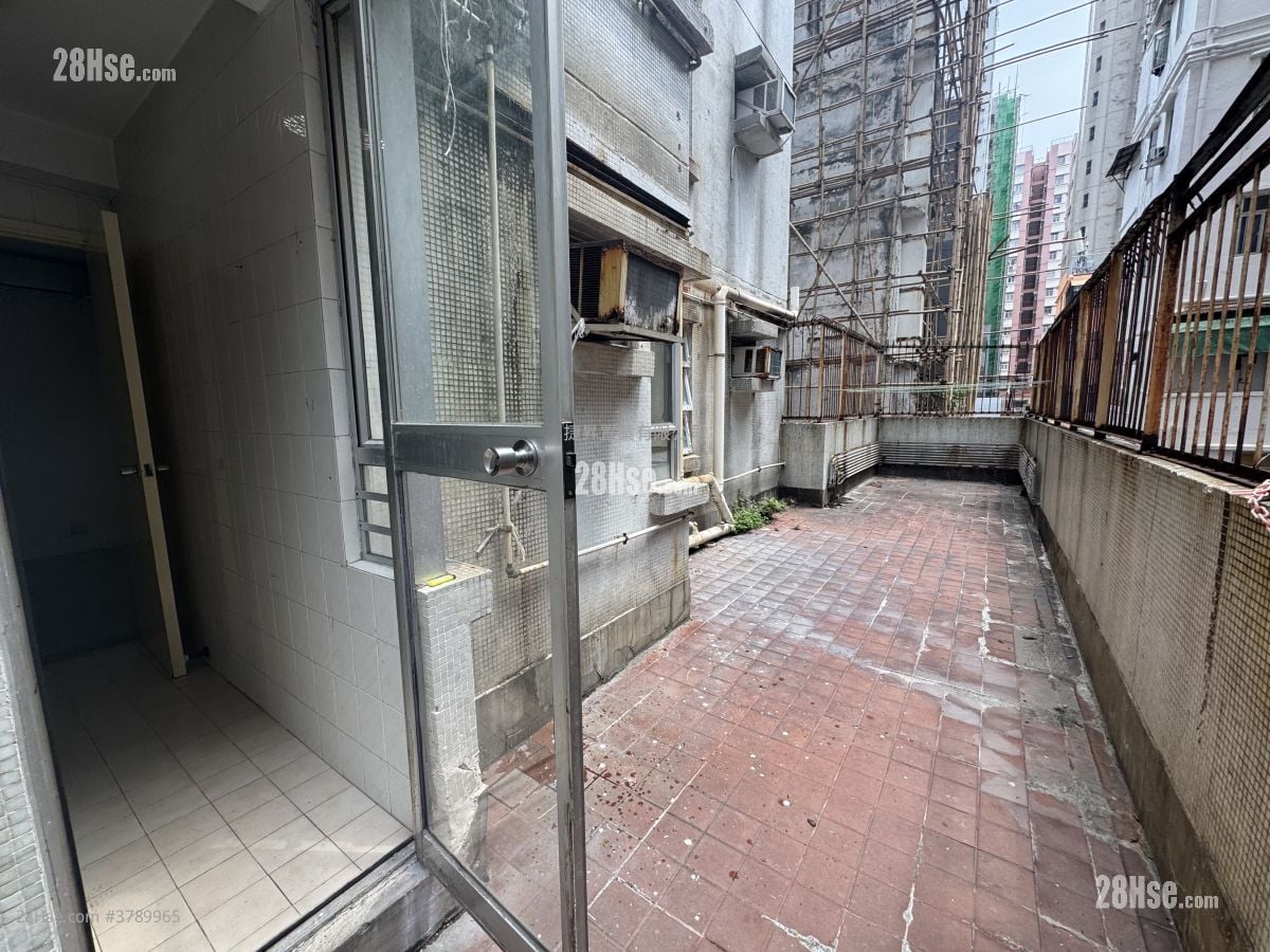 协辉大厦 售盘 3 房 , 1 浴室 377 平方尺