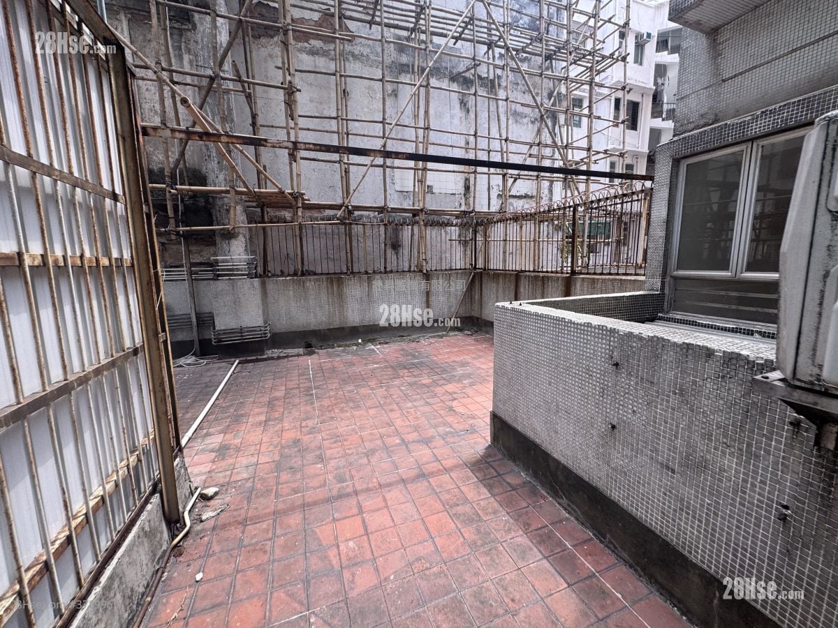 协辉大厦 售盘 3 房 , 1 浴室 377 平方尺