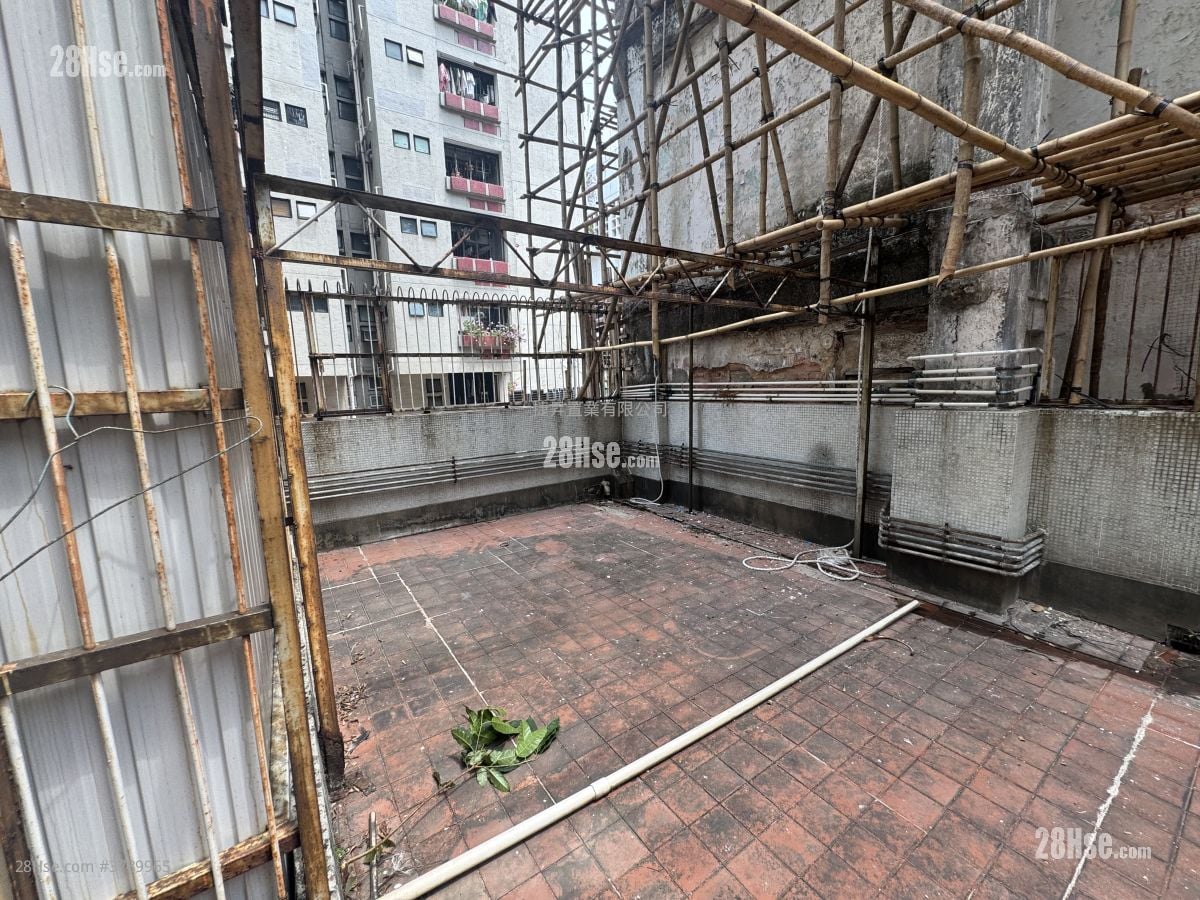 协辉大厦 售盘 3 房 , 1 浴室 377 平方尺