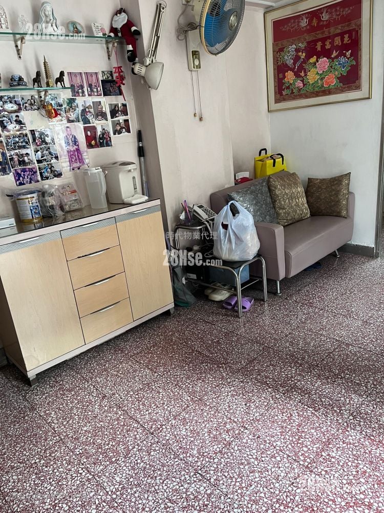 Top View Mansion Sell 2 Bedrooms , 1 Bathroom 328 ft²