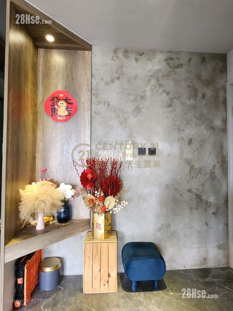 Avignon Sell 3 Bedrooms , 2 Bathrooms 791 ft²