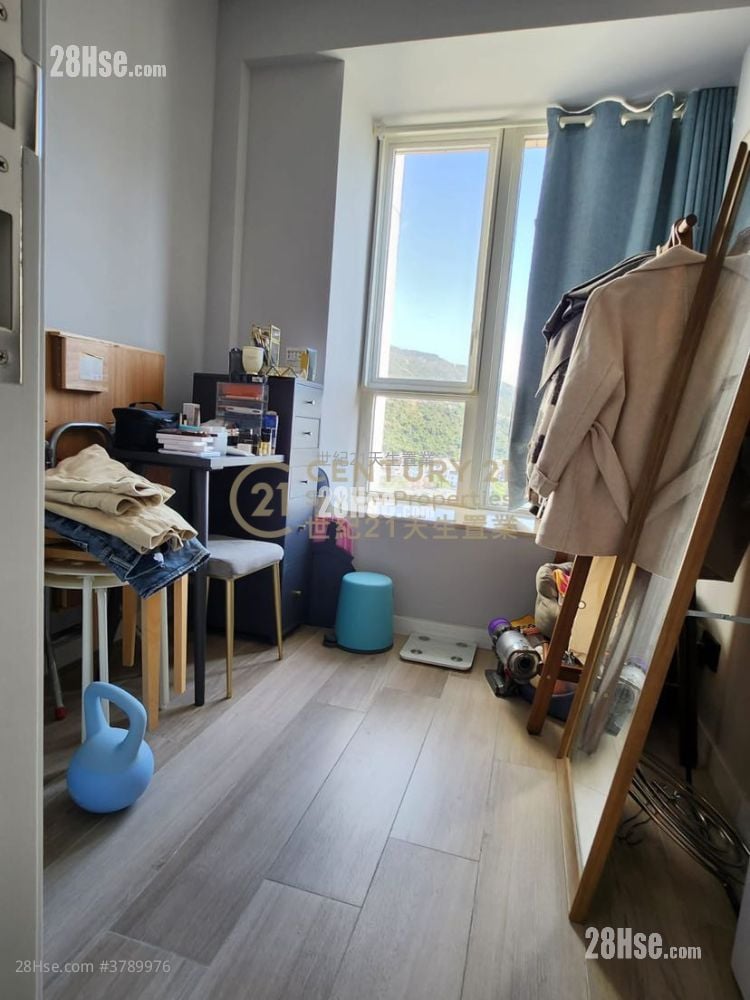 Avignon Sell 3 Bedrooms , 2 Bathrooms 791 ft²