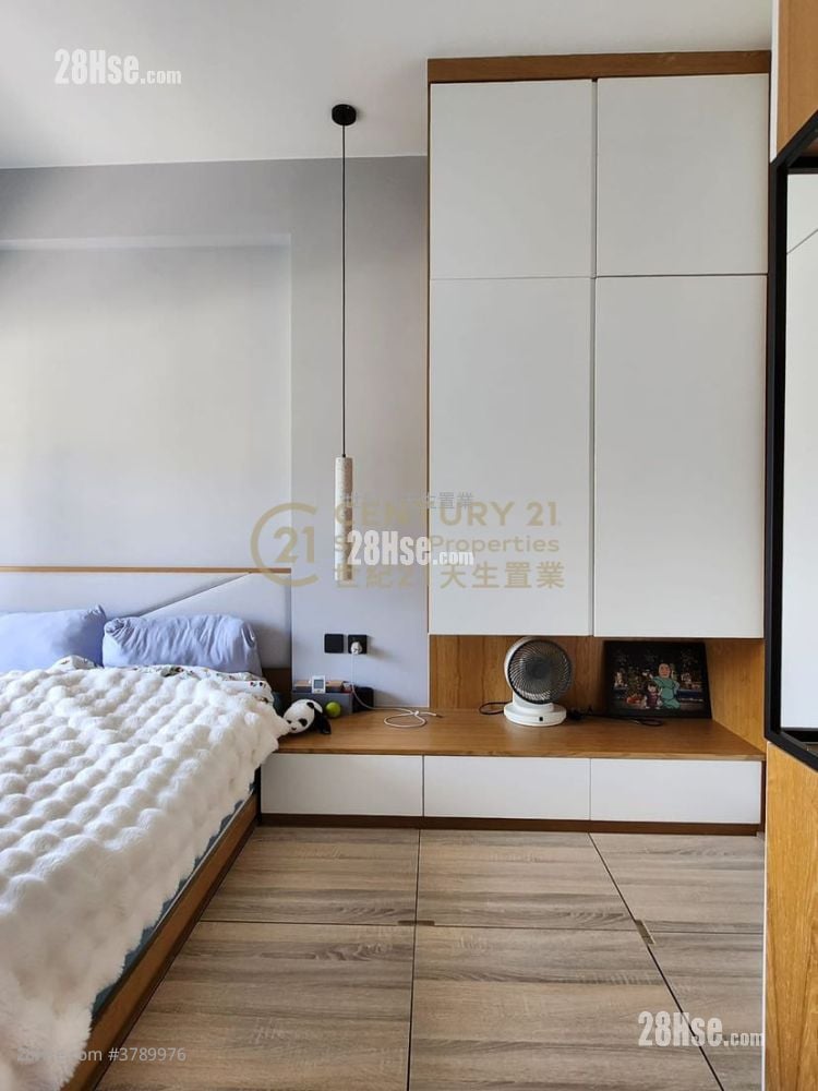 Avignon Sell 3 Bedrooms , 2 Bathrooms 791 ft²